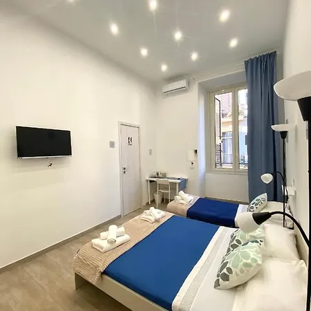 לינה וארוחת בוקר Airys - House 4*