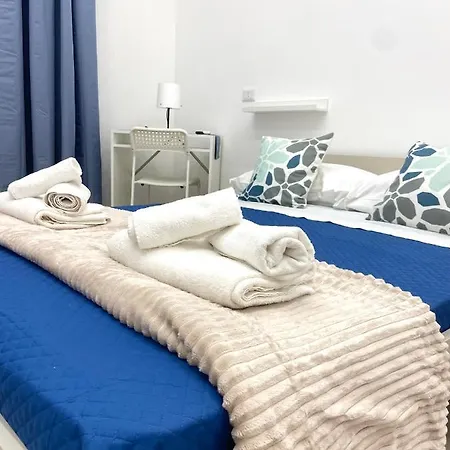 Airys - House Bed and breakfast