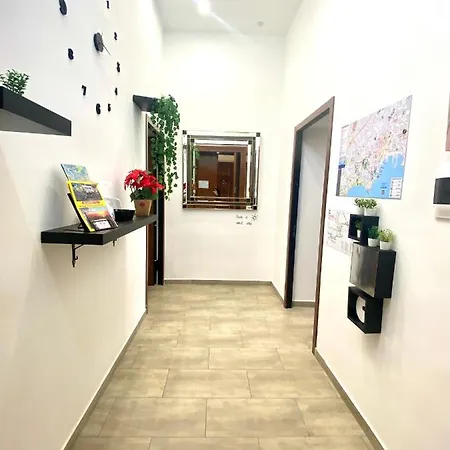 Airys - House 3* Nápoles