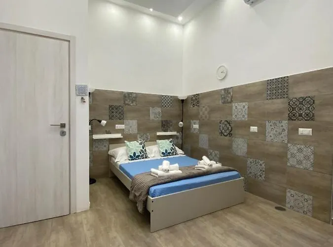 Airys - House Bed and Breakfast Νάπολη