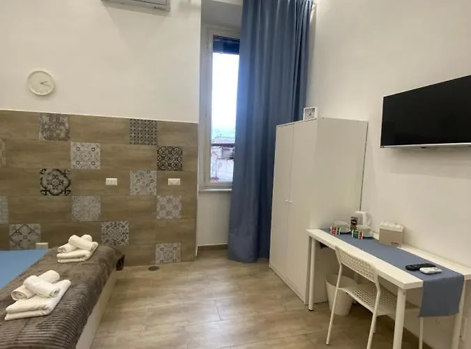 Airys - House Bed and Breakfast Νάπολη