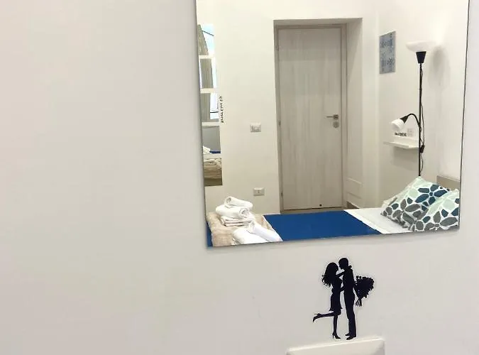 Airys - House Bed and Breakfast Νάπολη