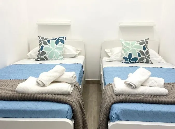 Airys - House Bed and Breakfast Νάπολη